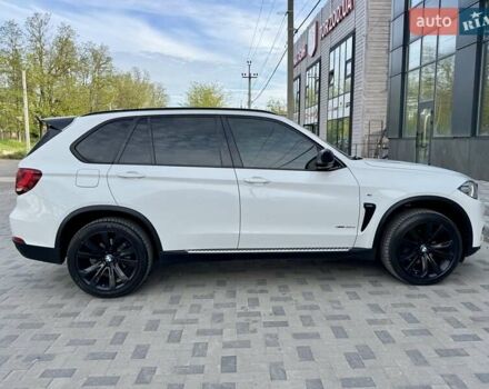 Білий БМВ Х5, об'ємом двигуна 2.99 л та пробігом 162 тис. км за 34300 $, фото 27 на Automoto.ua