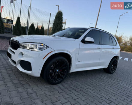 БМВ Х5 2014 в Днепре (Днепропетровске) на Automoto.ua Белый БМВ Х5, объемом двигателя 2.98 л и пробегом 140 тыс. км за 29000 $, фото 11 на Automoto.ua