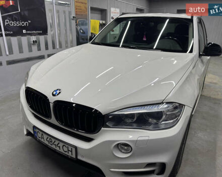 Белый БМВ Х5, объемом двигателя 2.98 л и пробегом 159 тыс. км за 20300 $, фото 3 на Automoto.ua