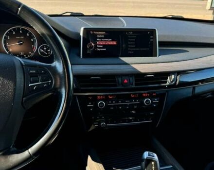 Белый БМВ Х5, объемом двигателя 2.98 л и пробегом 159 тыс. км за 20300 $, фото 2 на Automoto.ua