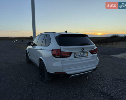 Белый БМВ Х5, объемом двигателя 2.99 л и пробегом 244 тыс. км за 21999 $, фото 7 на Automoto.ua