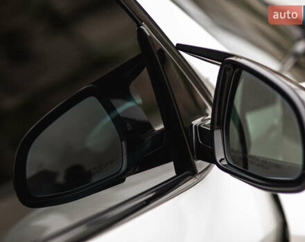 Белый БМВ Х5, объемом двигателя 4.39 л и пробегом 150 тыс. км за 26400 $, фото 3 на Automoto.ua