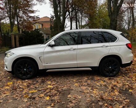 Белый БМВ Х5, объемом двигателя 3 л и пробегом 241 тыс. км за 18440 $, фото 11 на Automoto.ua