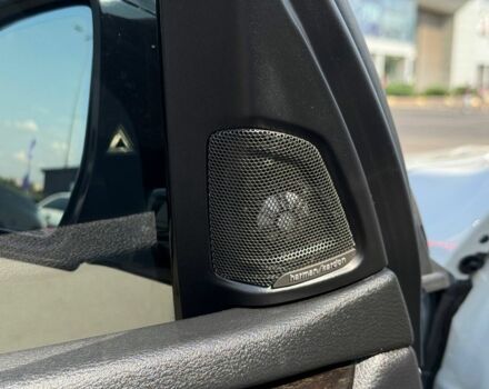 Білий БМВ Х5, об'ємом двигуна 3 л та пробігом 288 тис. км за 26666 $, фото 15 на Automoto.ua