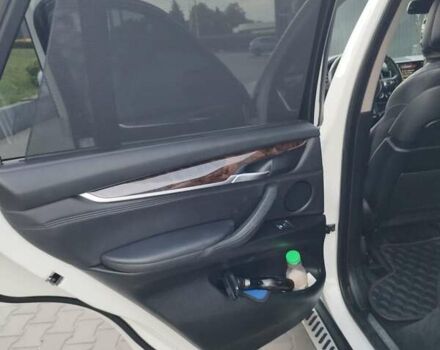 Белый БМВ Х5, объемом двигателя 3 л и пробегом 204 тыс. км за 24200 $, фото 10 на Automoto.ua