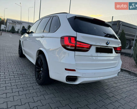 БМВ Х5 2014 в Днепре (Днепропетровске) на Automoto.ua Белый БМВ Х5, объемом двигателя 2.98 л и пробегом 140 тыс. км за 29000 $, фото 9 на Automoto.ua