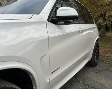 Белый БМВ Х5, объемом двигателя 2.99 л и пробегом 197 тыс. км за 28999 $, фото 7 на Automoto.ua