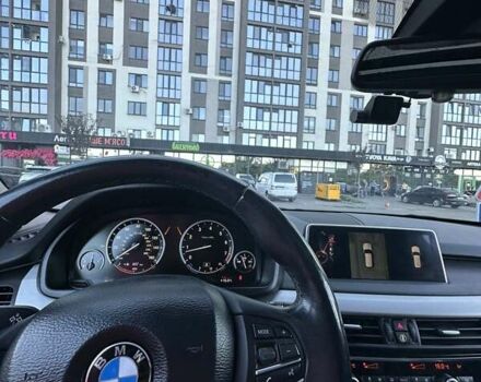 Белый БМВ Х5, объемом двигателя 2.98 л и пробегом 139 тыс. км за 24000 $, фото 4 на Automoto.ua