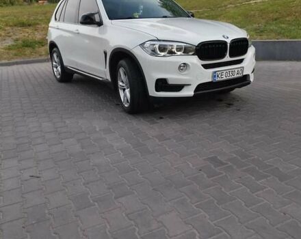 Белый БМВ Х5, объемом двигателя 3 л и пробегом 204 тыс. км за 24200 $, фото 3 на Automoto.ua