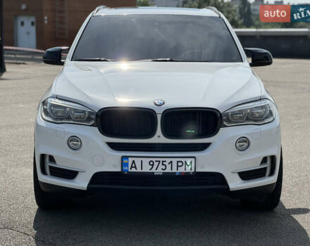 Белый БМВ Х5, объемом двигателя 2.99 л и пробегом 265 тыс. км за 27900 $, фото 1 на Automoto.ua
