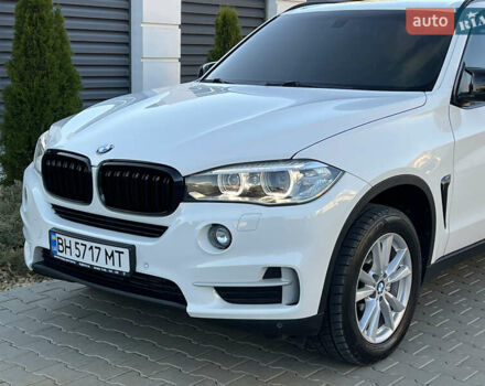 Белый БМВ Х5, объемом двигателя 2 л и пробегом 170 тыс. км за 23500 $, фото 1 на Automoto.ua