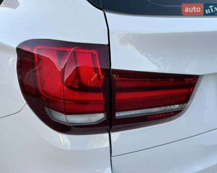 Белый БМВ Х5, объемом двигателя 2 л и пробегом 169 тыс. км за 23800 $, фото 58 на Automoto.ua