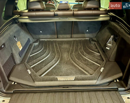 Білий БМВ Х5, об'ємом двигуна 3 л та пробігом 180 тис. км за 35000 $, фото 48 на Automoto.ua