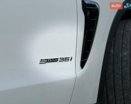 Белый БМВ Х5, объемом двигателя 2.98 л и пробегом 135 тыс. км за 20000 $, фото 20 на Automoto.ua