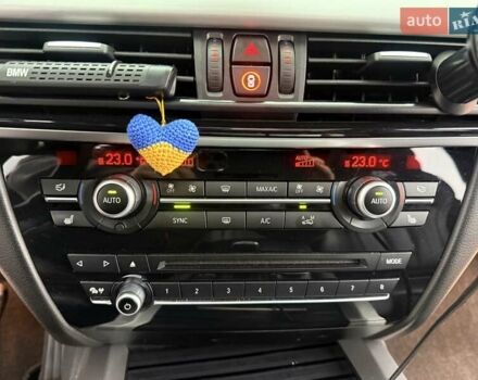 Белый БМВ Х5, объемом двигателя 2.99 л и пробегом 175 тыс. км за 31900 $, фото 76 на Automoto.ua