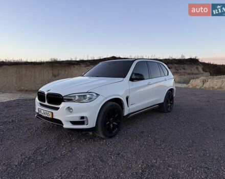 Белый БМВ Х5, объемом двигателя 2.99 л и пробегом 244 тыс. км за 21999 $, фото 15 на Automoto.ua