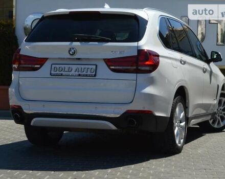 Белый БМВ Х5, объемом двигателя 3 л и пробегом 175 тыс. км за 21900 $, фото 12 на Automoto.ua
