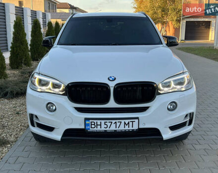 Белый БМВ Х5, объемом двигателя 2 л и пробегом 170 тыс. км за 23500 $, фото 45 на Automoto.ua