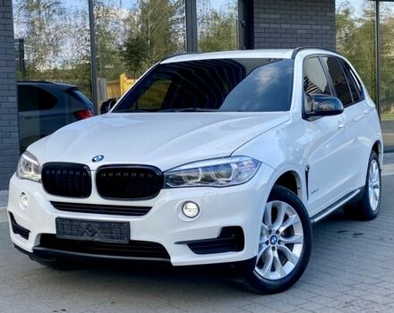 Белый БМВ Х5, объемом двигателя 3 л и пробегом 183 тыс. км за 24700 $, фото 5 на Automoto.ua