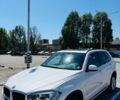 Білий БМВ Х5, об'ємом двигуна 2.99 л та пробігом 217 тис. км за 24800 $, фото 1 на Automoto.ua
