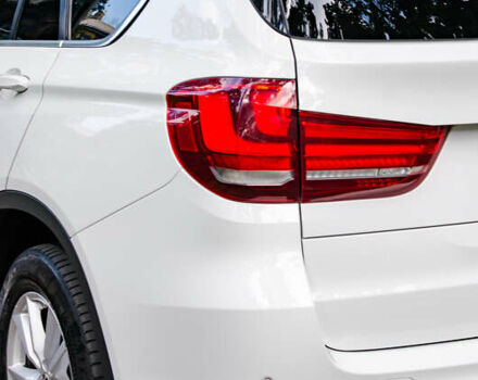 Белый БМВ Х5, объемом двигателя 2 л и пробегом 267 тыс. км за 23500 $, фото 10 на Automoto.ua