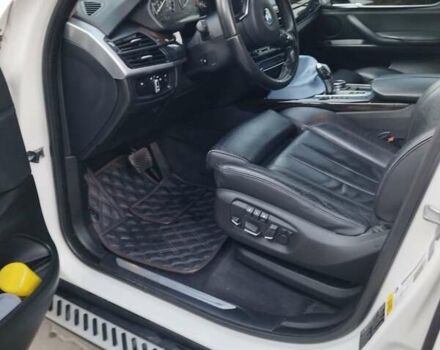 Белый БМВ Х5, объемом двигателя 3 л и пробегом 204 тыс. км за 24200 $, фото 9 на Automoto.ua