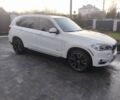 Белый БМВ Х5, объемом двигателя 3 л и пробегом 238 тыс. км за 28300 $, фото 1 на Automoto.ua