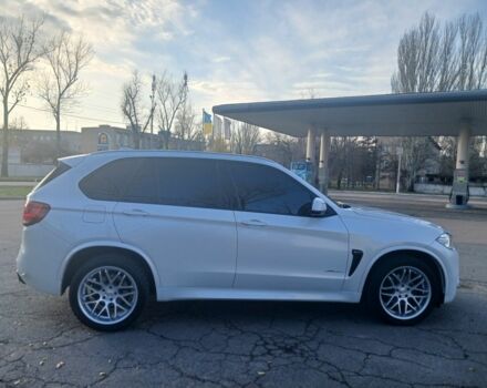 Белый БМВ Х5, объемом двигателя 3 л и пробегом 240 тыс. км за 31000 $, фото 2 на Automoto.ua