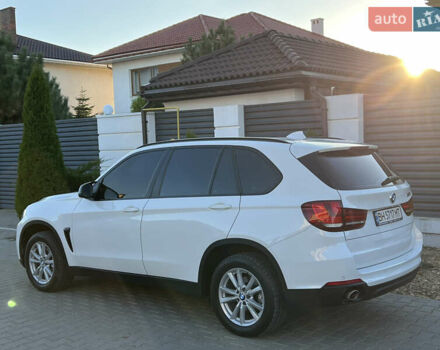 Белый БМВ Х5, объемом двигателя 2 л и пробегом 169 тыс. км за 23800 $, фото 45 на Automoto.ua