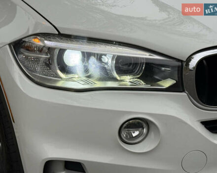 Белый БМВ Х5, объемом двигателя 3 л и пробегом 287 тыс. км за 23999 $, фото 21 на Automoto.ua