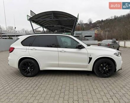 Білий БМВ Х5, об'ємом двигуна 2.98 л та пробігом 160 тис. км за 26500 $, фото 3 на Automoto.ua
