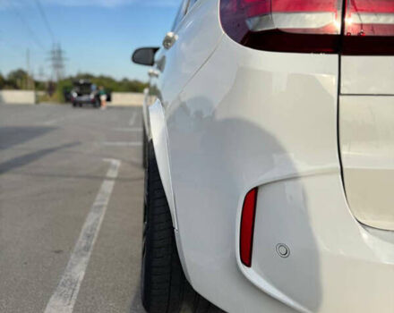 Белый БМВ Х5, объемом двигателя 2.99 л и пробегом 220 тыс. км за 36000 $, фото 9 на Automoto.ua