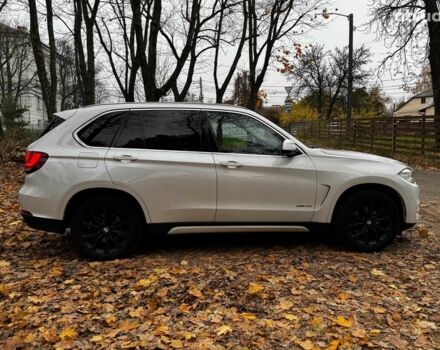 Белый БМВ Х5, объемом двигателя 3 л и пробегом 241 тыс. км за 18440 $, фото 5 на Automoto.ua