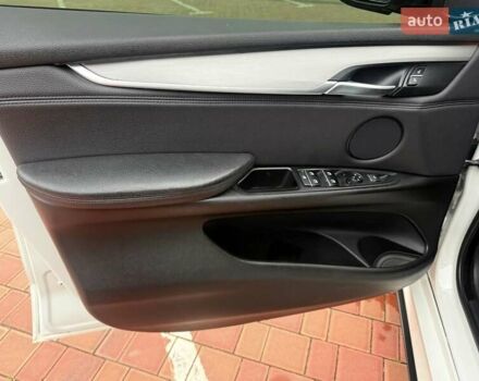 Белый БМВ Х5, объемом двигателя 2.99 л и пробегом 175 тыс. км за 31900 $, фото 46 на Automoto.ua