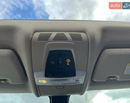 Белый БМВ Х5, объемом двигателя 3 л и пробегом 302 тыс. км за 18300 $, фото 13 на Automoto.ua