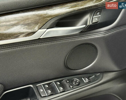 Белый БМВ Х5, объемом двигателя 3 л и пробегом 287 тыс. км за 23999 $, фото 23 на Automoto.ua