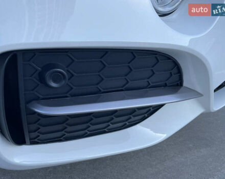 Белый БМВ Х5, объемом двигателя 3 л и пробегом 184 тыс. км за 32000 $, фото 27 на Automoto.ua