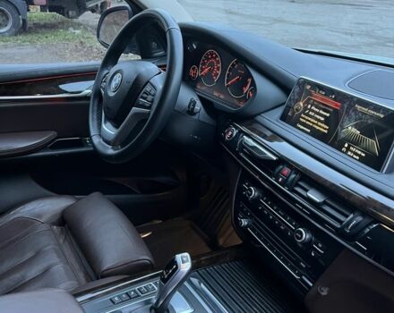 Белый БМВ Х5, объемом двигателя 3 л и пробегом 206 тыс. км за 29000 $, фото 1 на Automoto.ua