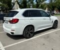 Білий БМВ Х5, об'ємом двигуна 3 л та пробігом 125 тис. км за 27800 $, фото 4 на Automoto.ua