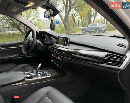 Белый БМВ Х5, объемом двигателя 3 л и пробегом 287 тыс. км за 23999 $, фото 51 на Automoto.ua