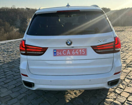 Белый БМВ Х5, объемом двигателя 3 л и пробегом 160 тыс. км за 21999 $, фото 4 на Automoto.ua