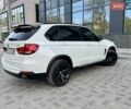 Білий БМВ Х5, об'ємом двигуна 2.99 л та пробігом 162 тис. км за 34300 $, фото 30 на Automoto.ua
