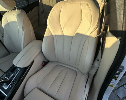 Белый БМВ Х5, объемом двигателя 3 л и пробегом 160 тыс. км за 21999 $, фото 20 на Automoto.ua