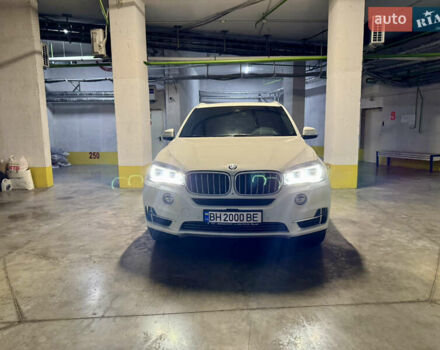 Білий БМВ Х5, об'ємом двигуна 3 л та пробігом 180 тис. км за 35000 $, фото 2 на Automoto.ua