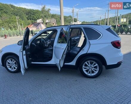 Белый БМВ Х5, объемом двигателя 2 л и пробегом 220 тыс. км за 27500 $, фото 5 на Automoto.ua