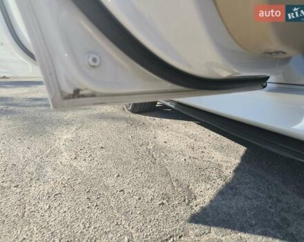 Білий БМВ Х5, об'ємом двигуна 3 л та пробігом 187 тис. км за 21999 $, фото 24 на Automoto.ua