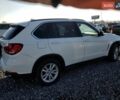Білий БМВ Х5, об'ємом двигуна 2.98 л та пробігом 87 тис. км за 7400 $, фото 2 на Automoto.ua