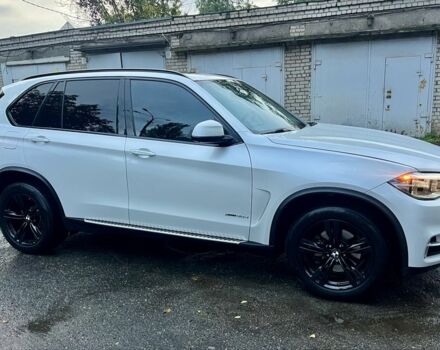 Белый БМВ Х5, объемом двигателя 3 л и пробегом 206 тыс. км за 29000 $, фото 8 на Automoto.ua