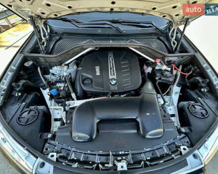 Белый БМВ Х5, объемом двигателя 2.99 л и пробегом 275 тыс. км за 25500 $, фото 17 на Automoto.ua