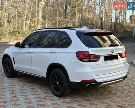 Белый БМВ Х5, объемом двигателя 2.98 л и пробегом 218 тыс. км за 21700 $, фото 5 на Automoto.ua